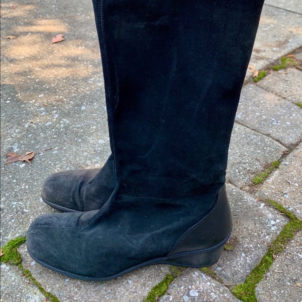 black wedge boots